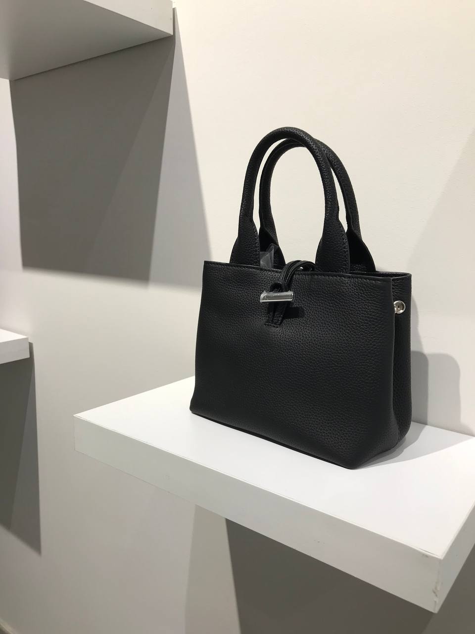 Roseau Leather Bag – Black