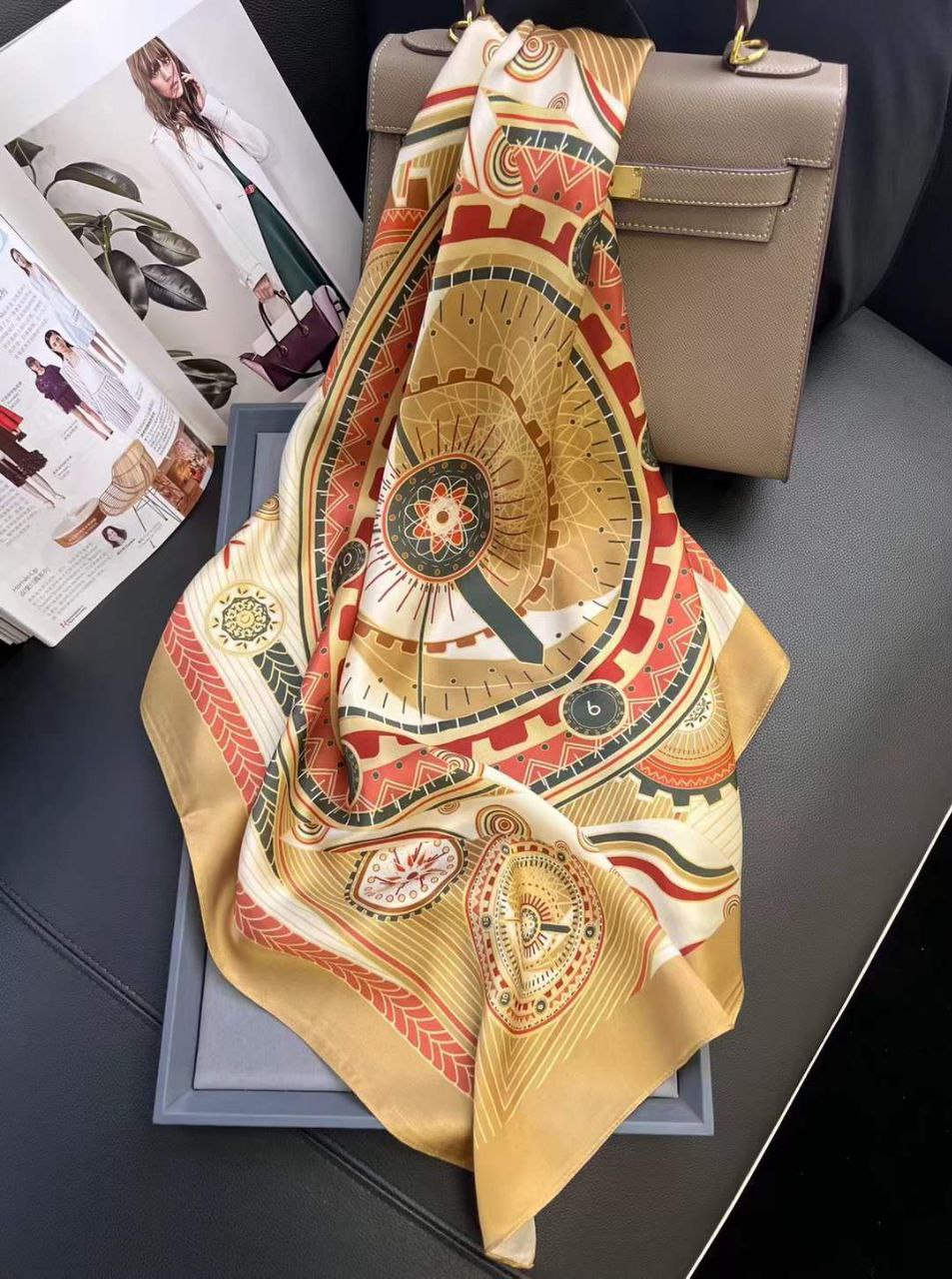 o’clock scarf