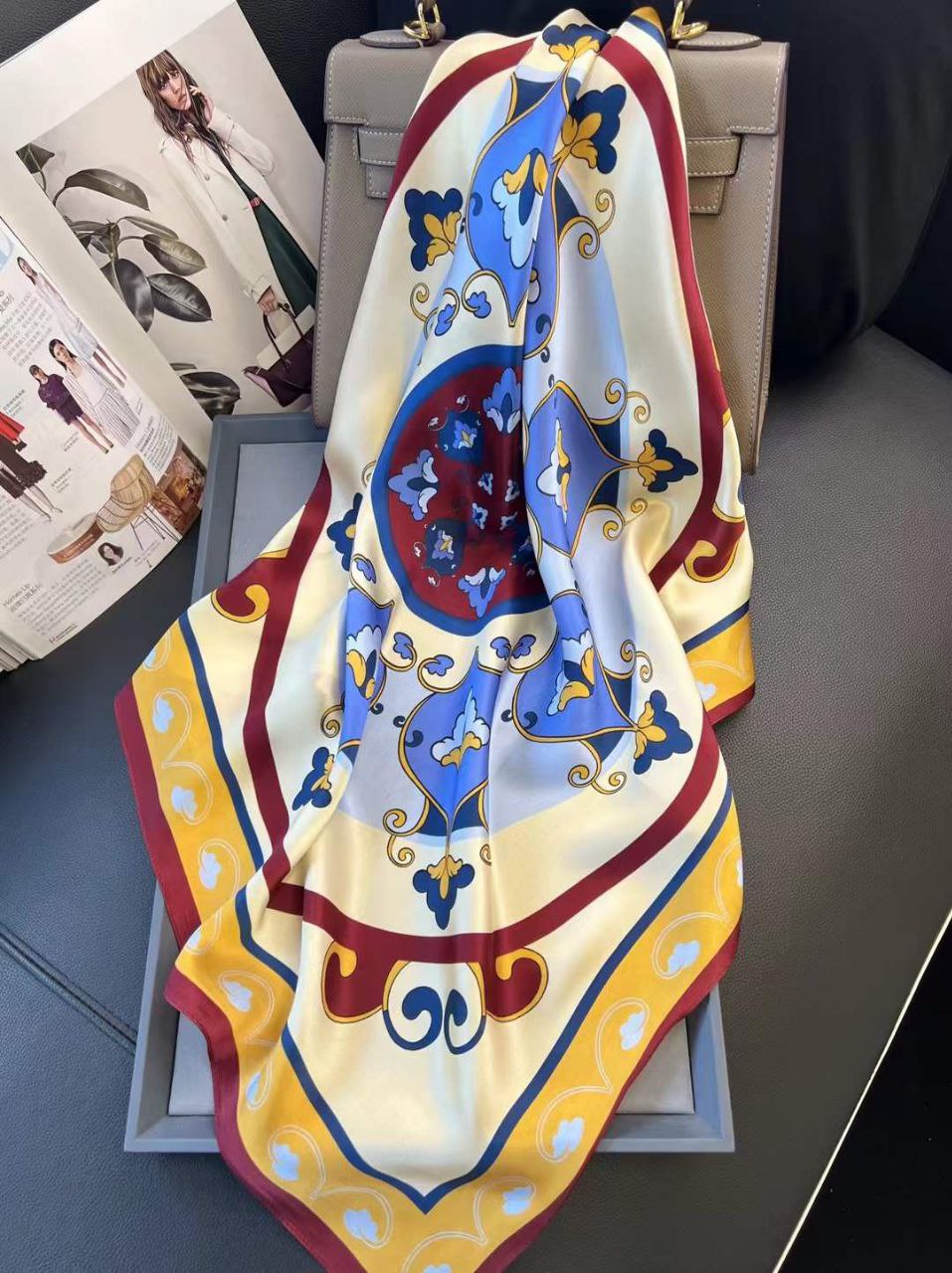 vintage H S scarf