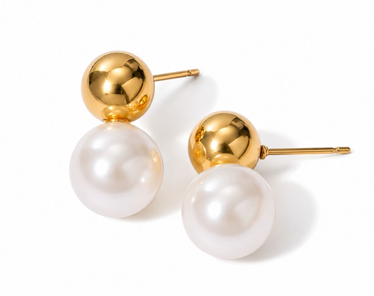 pearl glow studs