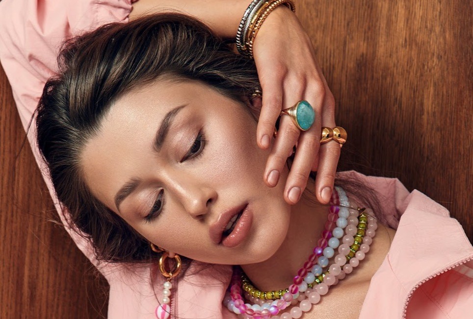 ACCESSORIZE YOUR MOMENTS